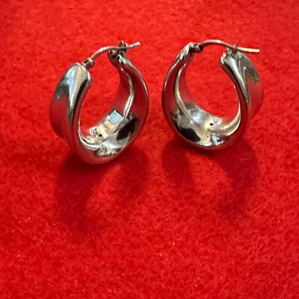 Made In Italy 925 Silver Hollow Unique Hoop Earrings